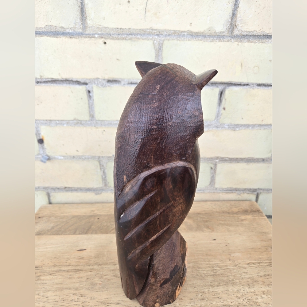 Wood Carved Owl Statue - Picture 4 of 8